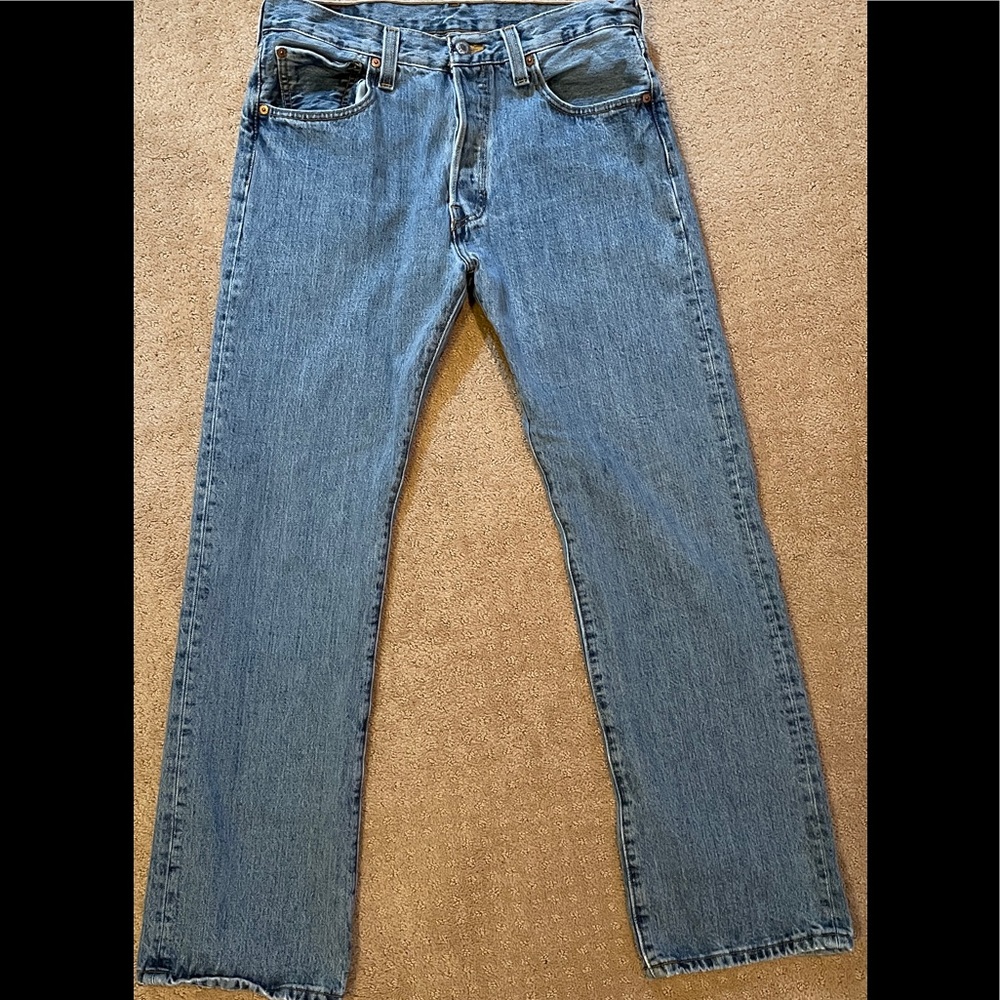 501 Levis 33 x 32!!